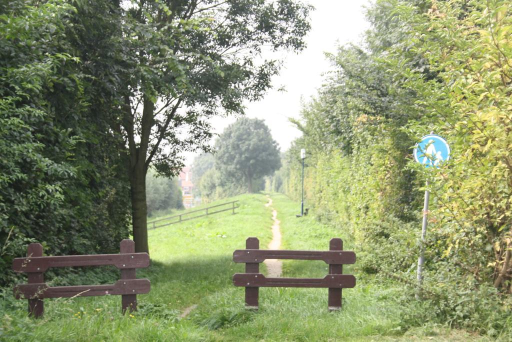 德纽尔斯道住宿加早餐旅馆 Scherpenisse 外观 照片